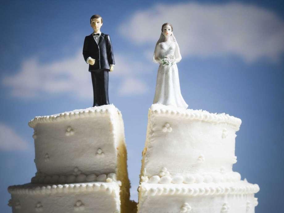 Án phí ly hôn có yếu tố nước ngoài là bao nhiêu?